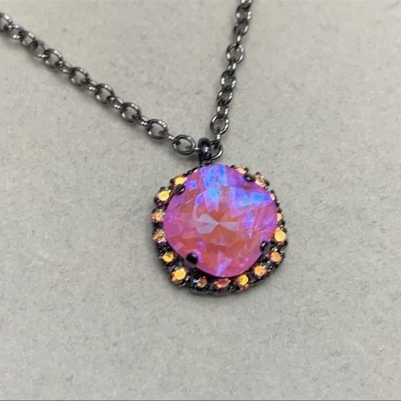 Handmade Pink Swarovski Crystal Necklace - Picture 6 of 12